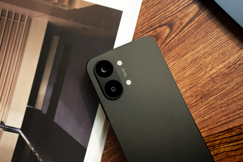 9000 мАч, 100 Вт, SoС Dimensity 9500s, IP69K, 16 ГБ ОЗУ и 1 ТБ флеш-памяти. Вышла топовая версия Redmi Turbo 5 Max